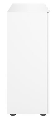 Seitenansicht eines weißen Sideboards mit schlichtem Design und schwarzen Füßen.