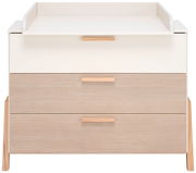 Wickelkommode mit drei Schubladen in Holzoptik, frontal betrachtet