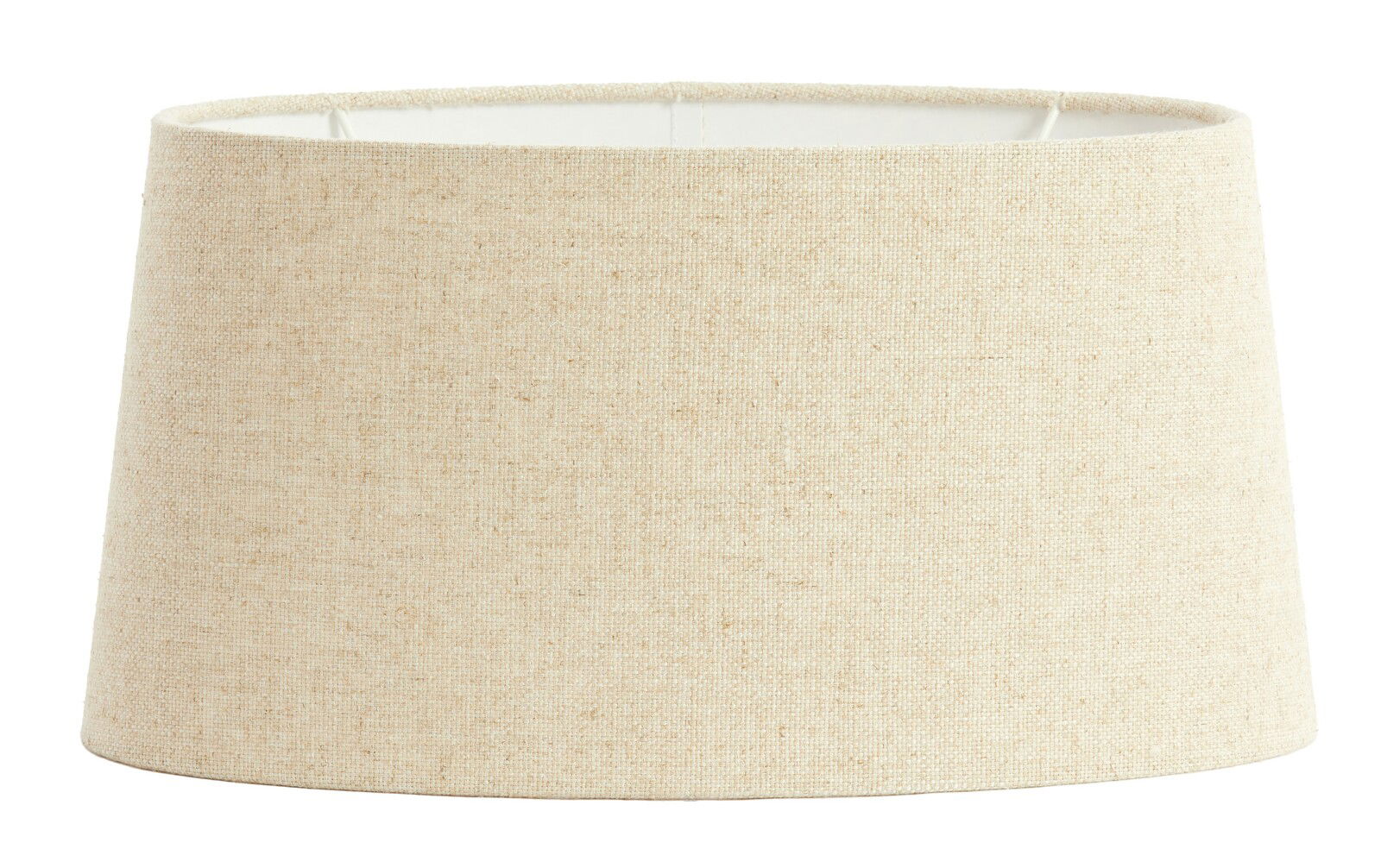 Beiger Lampenschirm in elliptischer Form, frontal fotografiert.