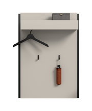 Frontansicht einer minimalistischen Wandgarderobe in Hellgrau mit Ablagefach, Kleiderbügel und Haken, daran ein zusammengefalteter Schirm hängt