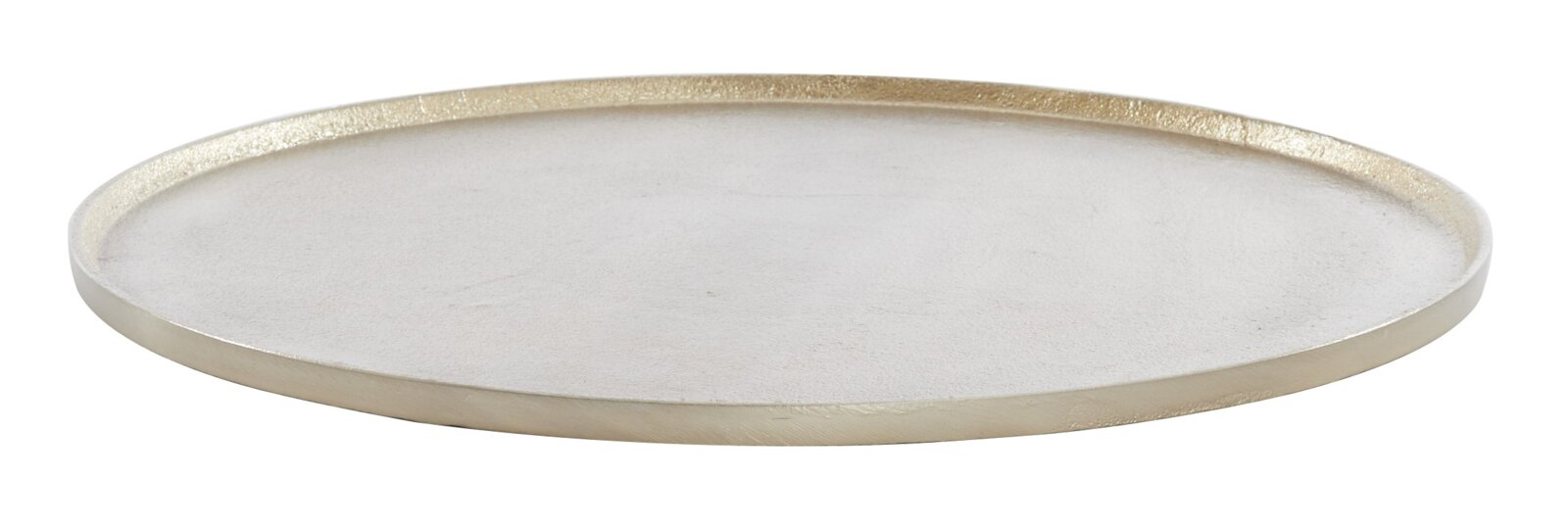 Flache, runde Schale mit einem Durchmesser von 40 cm und einer Höhe von 1,5 cm in hellem Goldton, seitliche Perspektive.