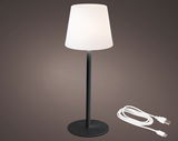 LED Tischlampe mit weißem Schirm und schwarzem Standfuß, seitliche Perspektive, inklusive USB-Kabel