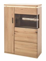 Hochwertiges Highboard aus Holz mit Glaseinsatz, seitliche Perspektive