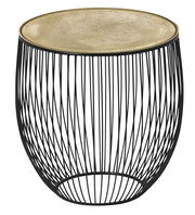 Moderner Beistelltisch mit schwarzem Drahtgestell und goldener Tischplatte, seitliche Perspektive