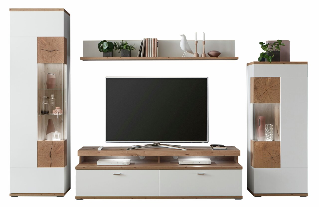 Frontale Ansicht der Zurbrüggen Wandkombination SYLT mit zwei hohen Schränken, einem TV-Board und einem Wandregal in Weiß und Holzoptik.