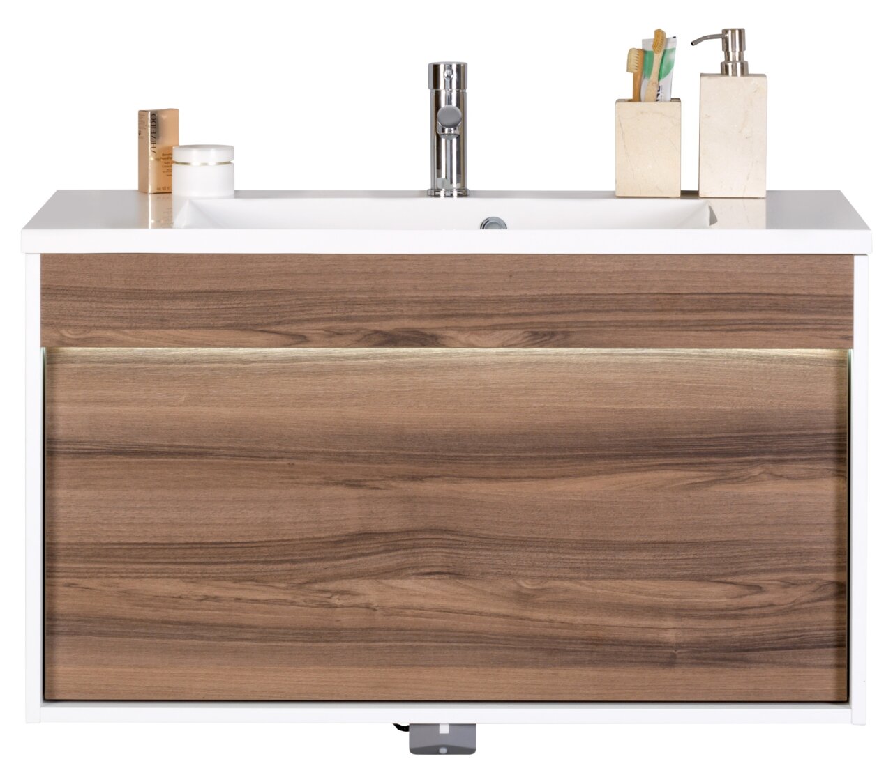 Moderner Waschplatz mit Holzoptik und integriertem Waschbecken, Frontalansicht