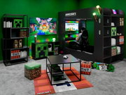 Minecraft-gamekamer met een zwart gamingbed/hoogslaper met ingebouwd bureau en monitor, ledverlichting, planken en decoraties in Creeper- en TNT-stijl; perspectief: breedhoekopname van voren, licht van links.