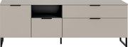 Modernes Sideboard in Hellgrau mit schwarzem Metallgestell, links eine Tür, mittig offenes Fach und darunter eine Tür, rechts zwei breite Schubladen mit schwarzen Griffleisten, Frontansicht