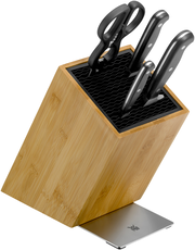 Messerblock aus Holz mit drei Messern und einer Schere, seitliche Perspektive