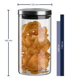 Glasdose Comodo 1000ml mit schwarzem Deckel, gefüllt mit Chips, aus der Seitenperspektive