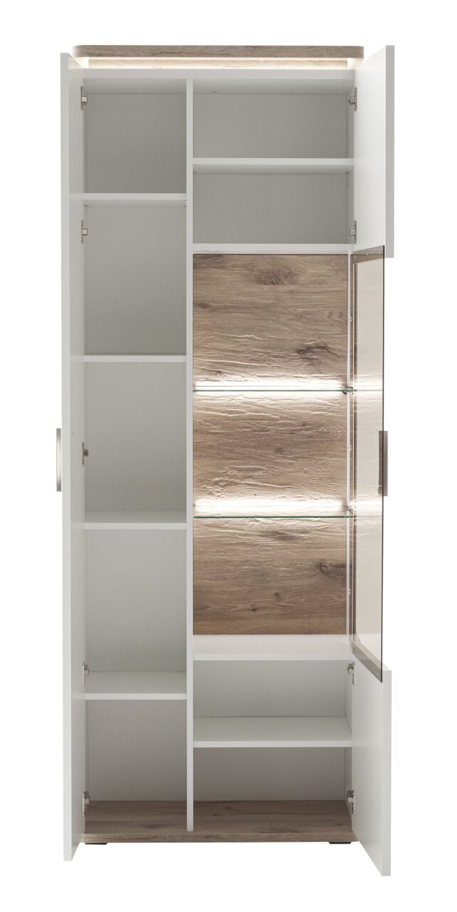 Kombi-Vitrine mit offenen Türen, zeigt mehrere Regalfächer und eine Glasvitrine mit Holzoptik, frontal betrachtet.