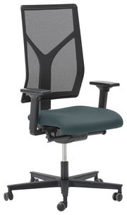 Moderner Drehstuhl mit Netzrückenlehne und gepolstertem Sitz, seitliche Perspektive