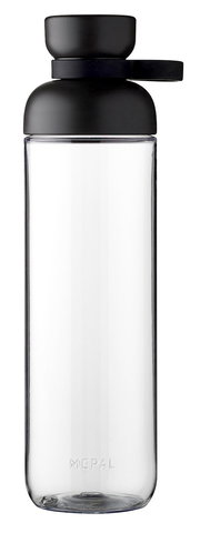 Trinkflasche Nordic Black mit schwarzem Deckel und Trageschlaufe, frontal abgebildet