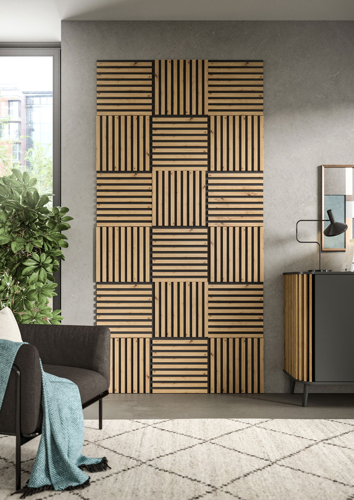 Akustikpaneel aus Holz mit geometrischem Muster an einer Wohnzimmerwand, frontal betrachtet.