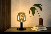 LED Leuchtmittel in einer modernen Tischlampe mit warmem Licht, seitliche Perspektive