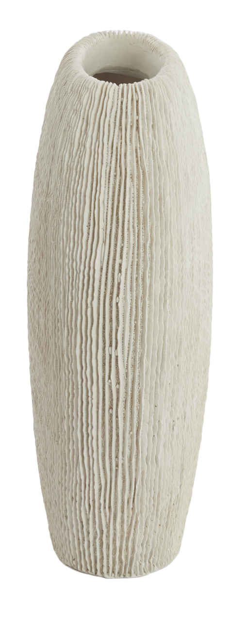 Hohe, zylindrische Deko-Vase aus Keramik in Cremeweiß mit vertikaler Rillenstruktur und schmaler Öffnung, freigestellt auf weißem Hintergrund, Frontansicht leicht von oben.
