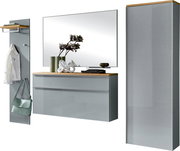 Modernes Garderoben-Set in Grau mit Holz-Akzenten: Wandpaneel mit Ablage und Haken, schwebende Kommode mit zwei Schubladen, großer Wandspiegel und hoher Schrank, dargestellt in frontaler Ansicht mit leichter Schrägperspektive