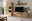 Moderne Wohnzimmer-Wandkombination aus Holz in natürlicher Optik, bestehend aus einem hohen Schrank, einem TV-Board und einem Wandregal, frontal fotografiert.