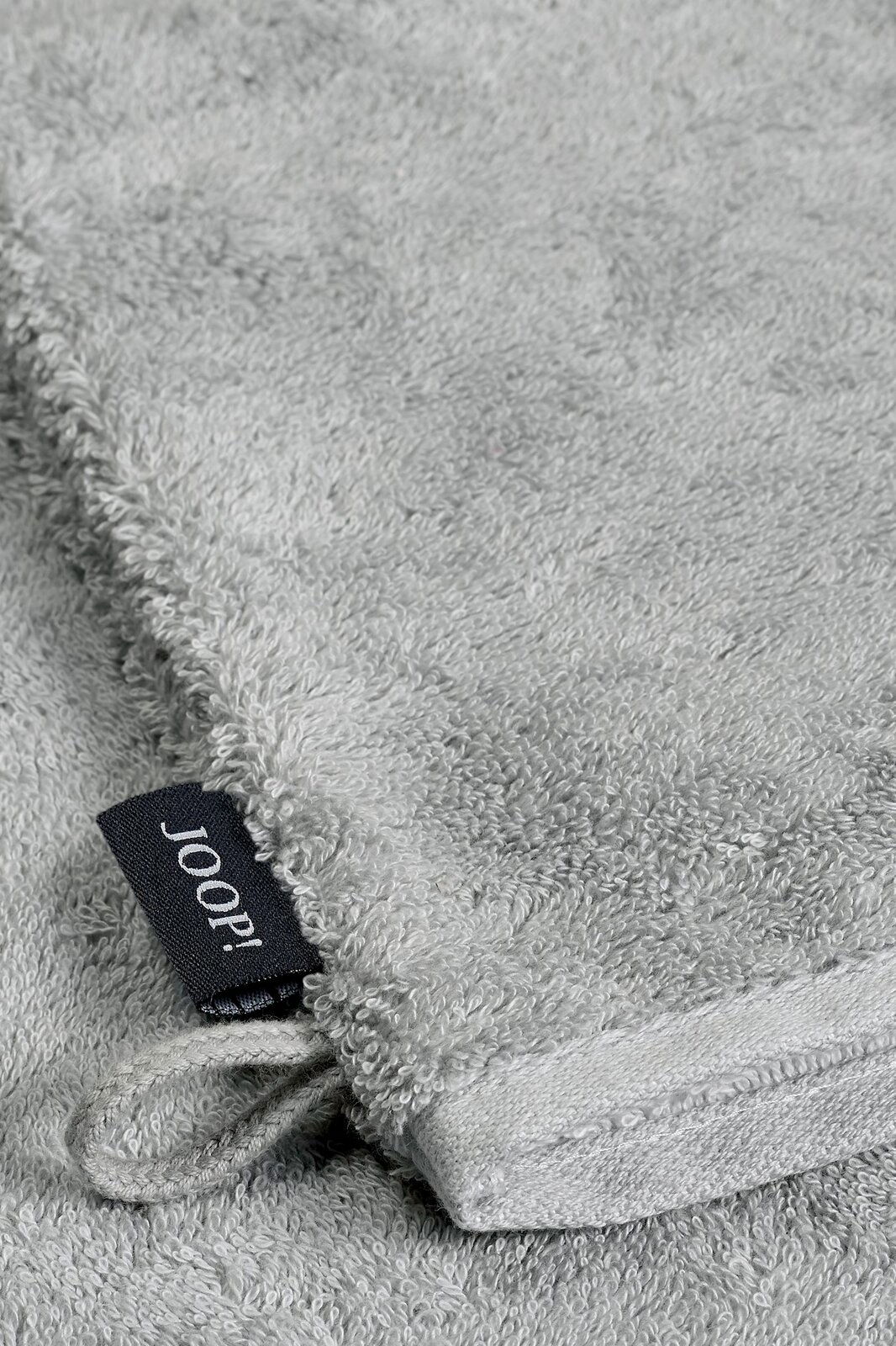 JOOP! Waschhandschuh DOUBLEFACE CLASSIC Grauer Waschhandschuh aus Frottee mit schwarzem Joop-Label, Nahaufnahme