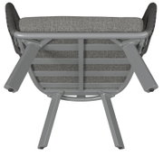 Unteransicht eines Loungesessels mit grauem Metallrahmen und gepolstertem Sitzkissen.