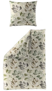 Bettwäsche-Set mit Blättermuster in Grün- und Brauntönen, bestehend aus einem Kissenbezug und einem Bettdeckenbezug, aus der Vogelperspektive fotografiert.