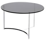 Runder Couchtisch mit schwarzer Glasplatte und silbernem Metallgestell, seitliche Perspektive