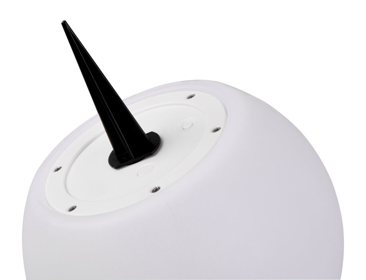 Nahaufnahme einer weißen Solar-Außenleuchte MELO mit schwarzem Erdspieß, von unten betrachtet.