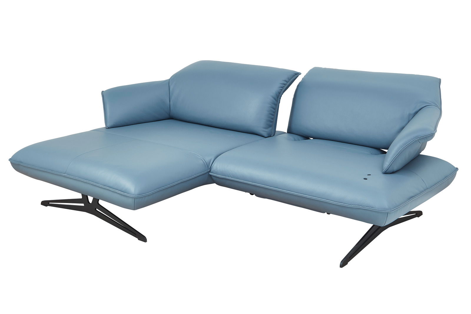 Blaue Longchairkombination Koinor SEVENTY mit modernen schwarzen Metallfüßen, seitliche Perspektive