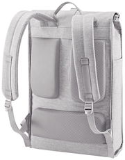 Rückansicht eines grauen urbanen Rolltop-Rucksacks mit gepolsterten Trägern und atmungsaktiven Mesh-Einsätzen.