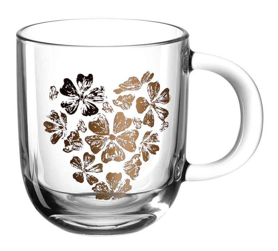 Glas-Tasse mit Blumenherz-Design, seitliche Perspektive