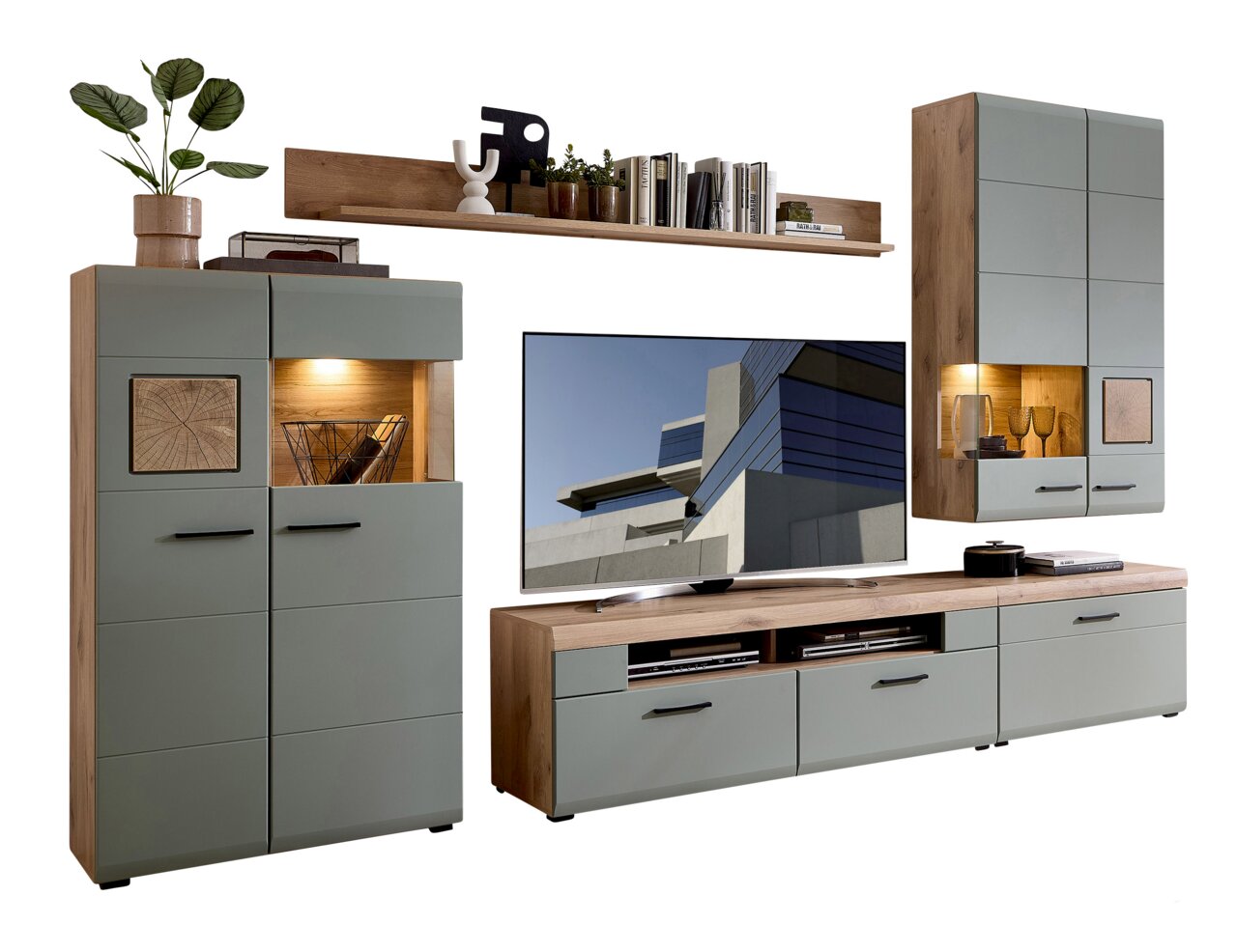 Moderne Wohnwand in Holzoptik mit grauen Fronten, bestehend aus Hängeschrank, Sideboard und Regal, frontal betrachtet.