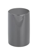 Grauer Keramik Zahnputzbecher Polaris, frontal fotografiert.