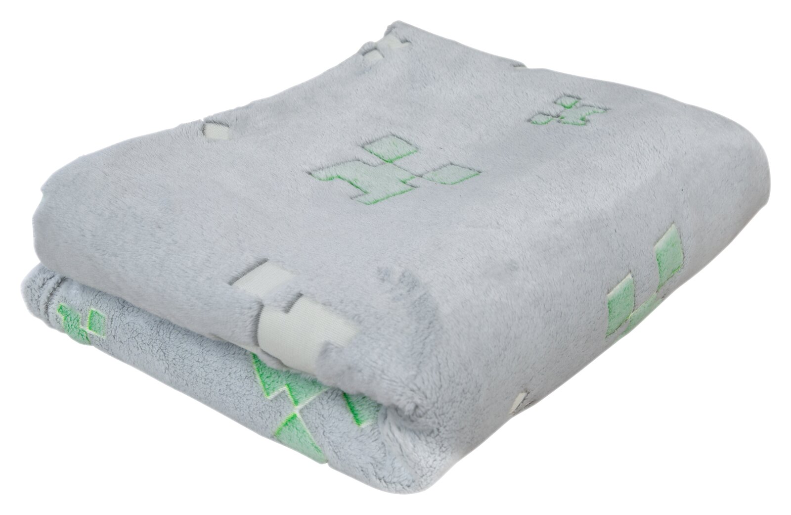 Zurbrüggen Kuscheldecke MINECRAFT Gefaltete, hellgraue, flauschige Decke mit grünen Kreuz-Motiven und Klettlaschen, schräg von oben in Dreiviertelansicht fotografiert