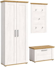 Garderobenkombination in heller Holzoptik mit Schrank, Wandpaneel mit Haken und Sitzbank, aus der Frontalperspektive.