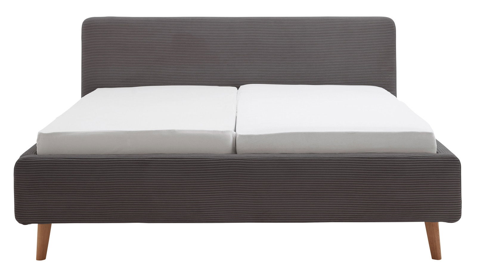 Frontale Ansicht eines grauen Polsterbetts mit Holzfüßen und zwei weißen Matratzen.