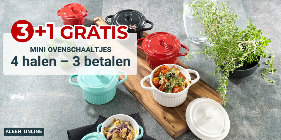 Mini-cocottes in diverse kleuren met gerechten op aanrecht, actie 3+1 gratis.