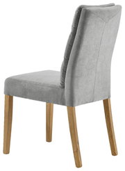 Grauer Stuhl mit gepolsterter Rückenlehne und Holzbeinen, seitliche Perspektive