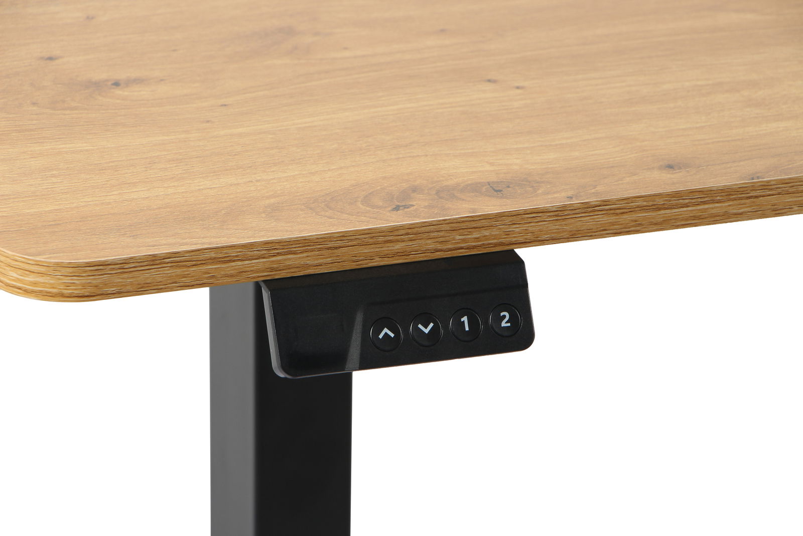 Nahaufnahme eines E-Schreibtischs mit Holzoberfläche und schwarzem Bedienfeld mit Tasten zur Höhenverstellung, seitliche Perspektive