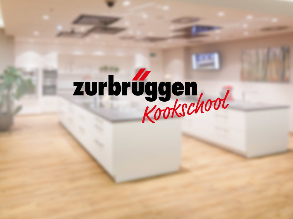 Zurbrüggen kookschool in moderne keukenomgeving met kookeilanden
