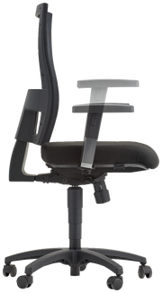 Seitenansicht eines schwarzen Drehstuhls mit verstellbaren Armlehnen und Netzrückenlehne.