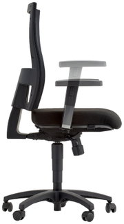 Seitenansicht eines schwarzen Drehstuhls mit verstellbaren Armlehnen und Netzrückenlehne.