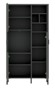 Geöffnete Highboardvitrine SHIRLEY mit mehreren Regalfächern, frontal betrachtet.