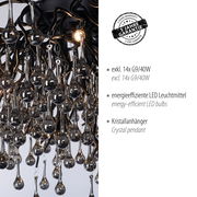 Nahaufnahme der Deckenleuchte ICICLE mit Kristallanhängern und energieeffizienten LED-Leuchtmitteln, seitliche Perspektive.