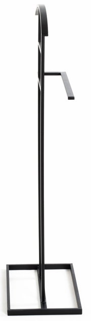 Seitliche Ansicht eines modernen, schwarzen Herrendieners mit minimalistischem Design.