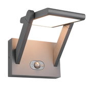 Moderne Wandleuchte Malawi von Trio Leuchten mit rechteckigem, schwenkbarem Leuchtkopf und integriertem Bewegungssensor, seitliche Perspektive.