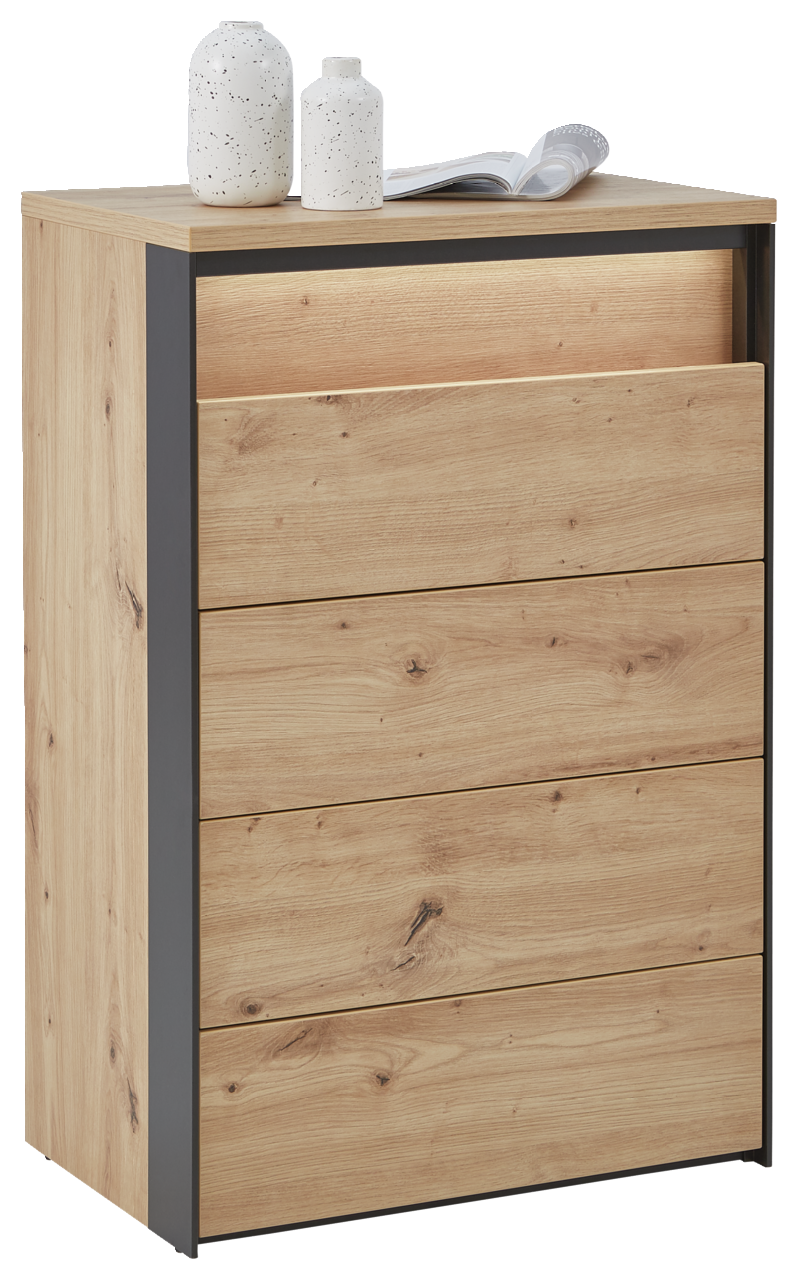 Voleo Hochkommode Hochkommode aus Holz mit vier Schubladen, dekoriert mit zwei weißen Vasen und einem offenen Buch, seitliche Perspektive