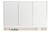 Moderner Spiegelschrank mit drei Türen und integrierter Ablage, Frontalansicht