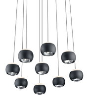 Moderne hanglamp CANNON met meerdere bolvormige lampenkappen in een zwart ontwerp, gezien van onderaf.