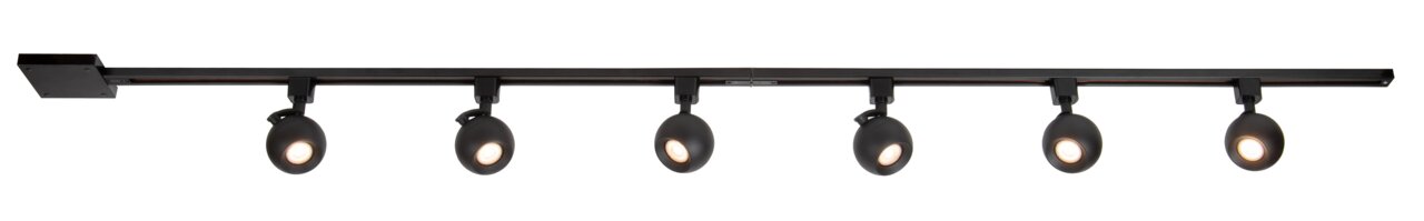 Schwarzes Schienensystem mit sechs runden, verstellbaren Leuchten, seitliche Perspektive