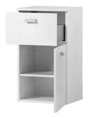 Weißer Unterschrank mit einer offenen Schublade und einer offenen Tür, die zwei Regalfächer zeigt, Perspektive von vorne